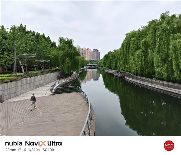 努比亚NaviX Ultra体验：动嘴不动手 一台真能替你跑腿的旗舰