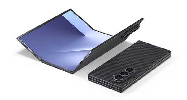 受iPhone Duo刺激！三星第二代三折叠Galaxy Z TriFold 2将提前发布