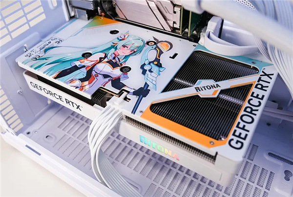 二次元看板娘登场！同德推出RTX 5060 Ti RiTONA版：自带全彩背板