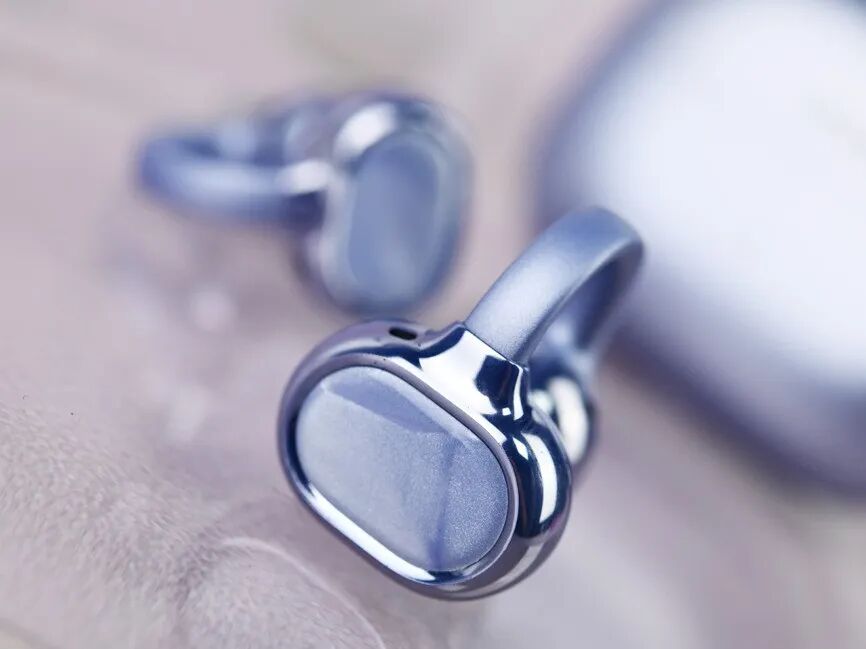 vivo Buds Clip上手体验:微光高颜值,降噪不入耳