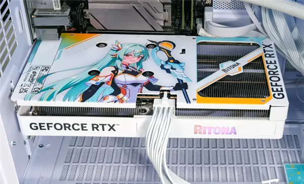 二次元看板娘登场！同德推出RTX 5060 Ti RiTONA版：自带全彩背板