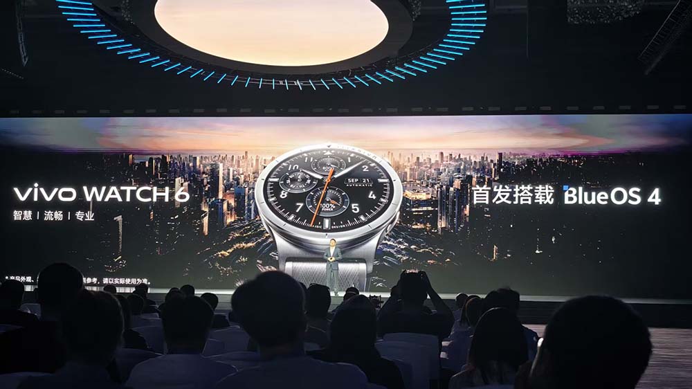 vivo连甩四个自研新模型，首发蓝心Harness，新小V一句话搞定衣食住行