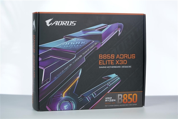 16+2+2相供电 配4路M.2！技嘉B850 AORUS ELITE X3D图赏