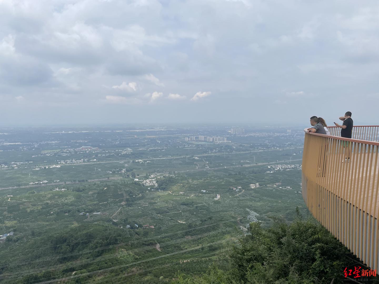 长秋山森林公园长秋月观景台