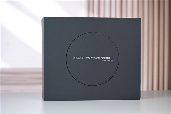 2亿长焦摄影天花板!vivo X500 Pro Max创作者套装图赏