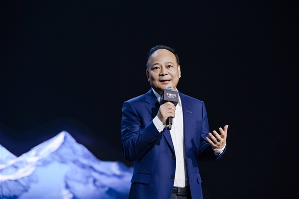 当宁德时 代不再是“默认选项”