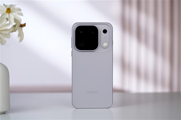 全球首款三颗2亿像素手机!OPPO Find X10 Pro Max图赏