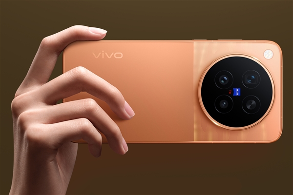 呼声最高的大内存版本来临！vivo X500 Pro系列16GB版上架：7999元